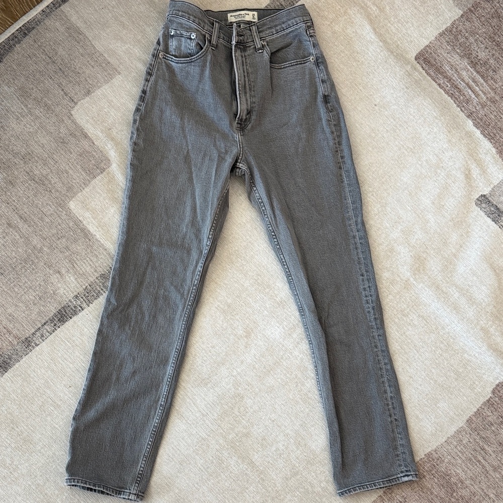 Abercrombie & Fitch The Ankle Straight Ultra High Rise (Curve Love)